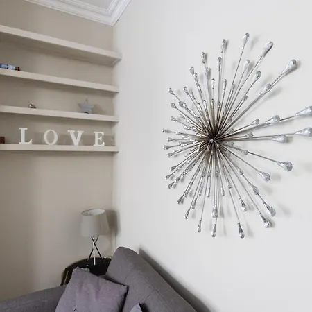 Prospect Place - - Free Parking