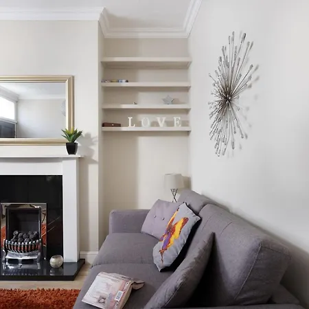 Prospect Place - - Free Parking