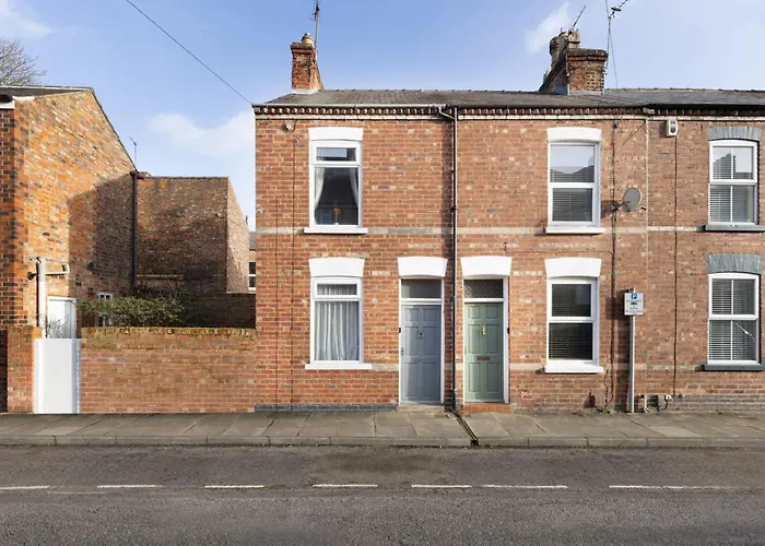 Prospect Place - - Free Parking