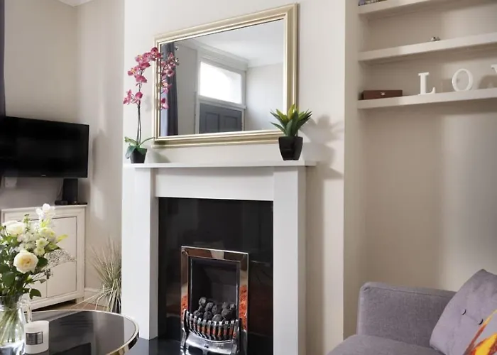 Holiday home Prospect Place - - Free Parking *