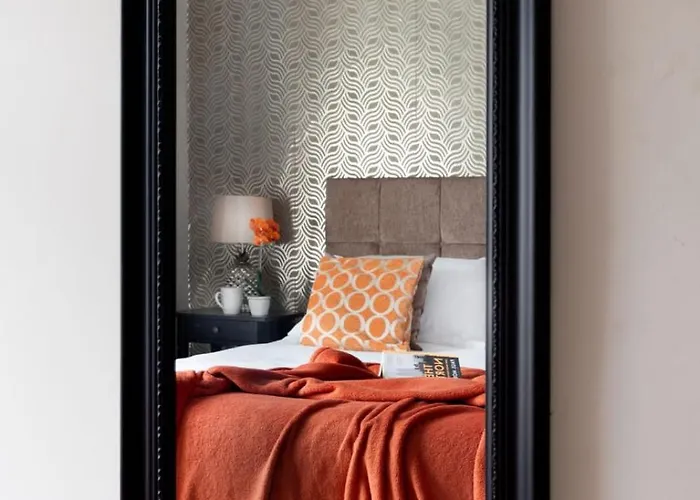 Prospect Place - - Free Parking Holiday home