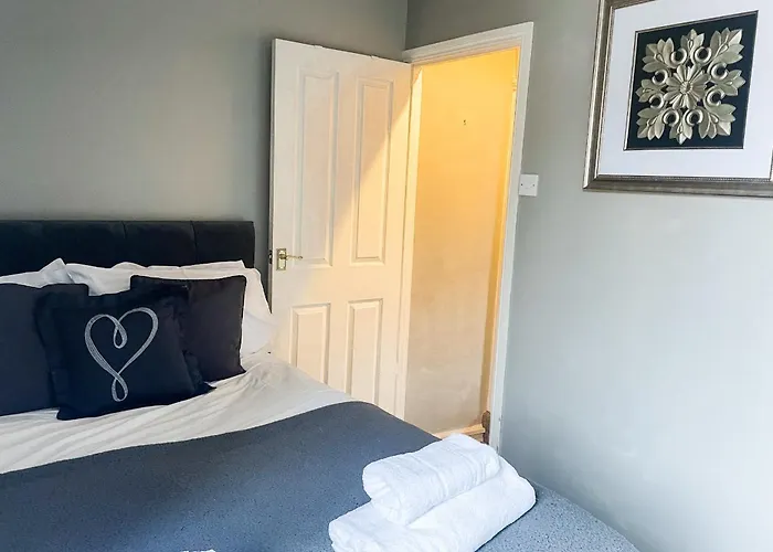 Holiday home Prospect Place - - Free Parking York