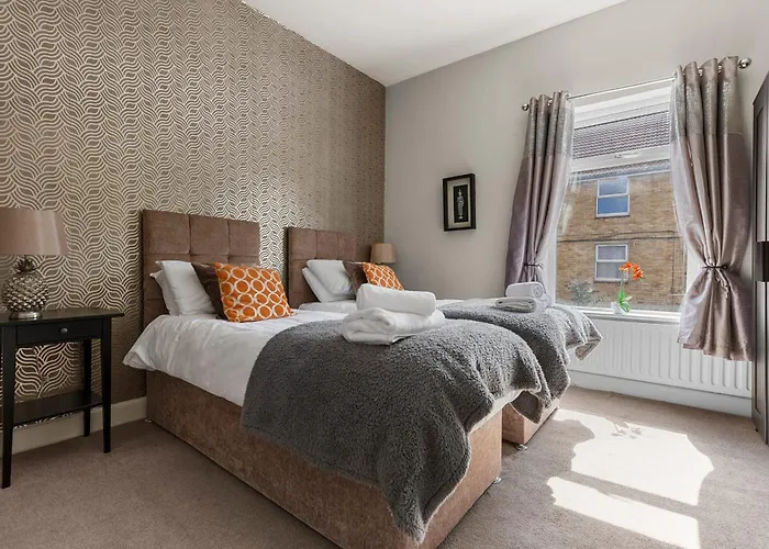 Holiday home Prospect Place - - Free Parking